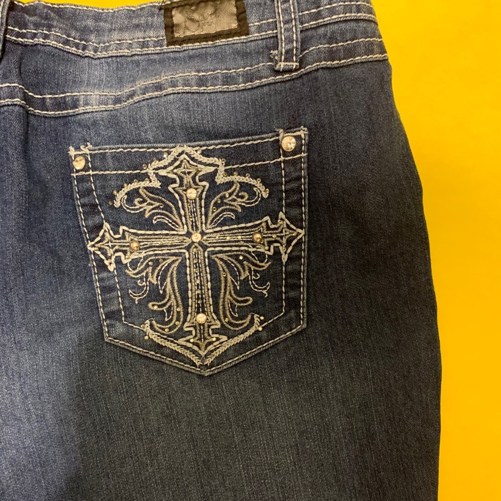 Plus size Embellished Earl Jeans Size 16